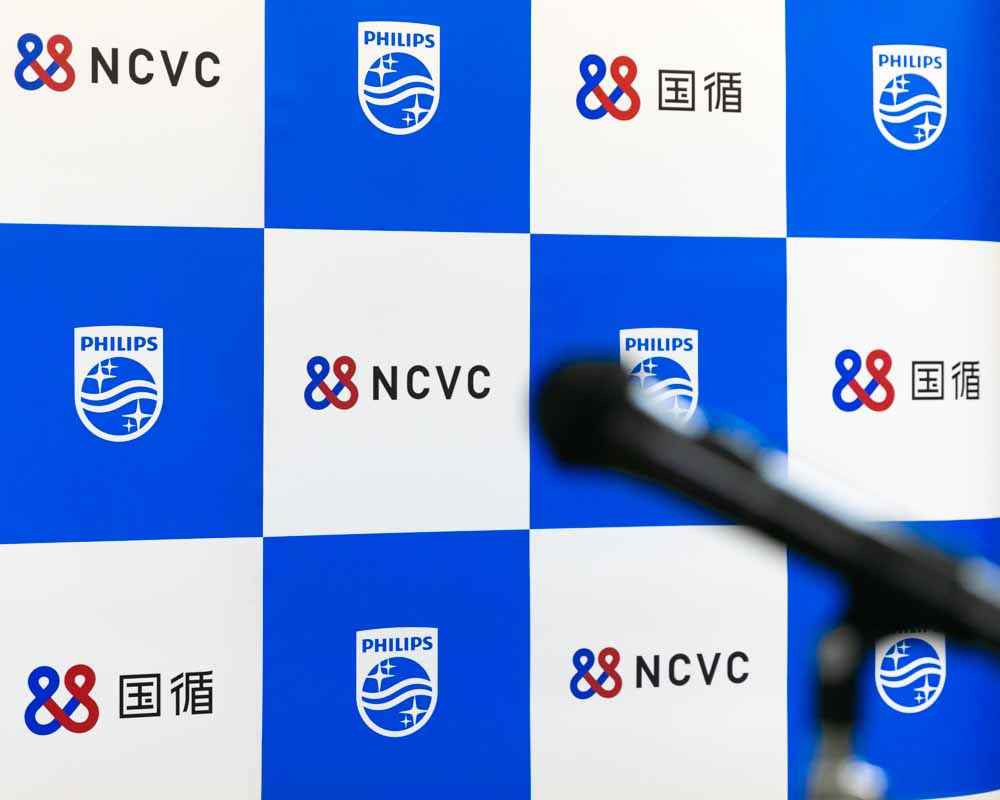 Philips、CEOのファン・ホーテン氏、記者発表撮影