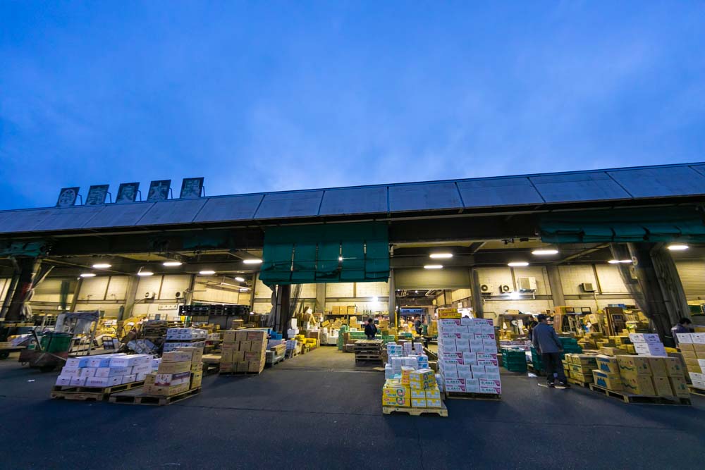 奈良県中央卸売市場の八百屋さん　株式会社奈良丸共様の撮影
