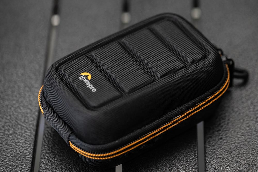 GR IIIに最適のケース、ロープロ、ハードサイドCS20