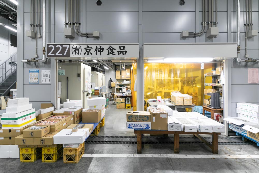 京都市中央市場　有限会社京伸食品様の撮影　続編
