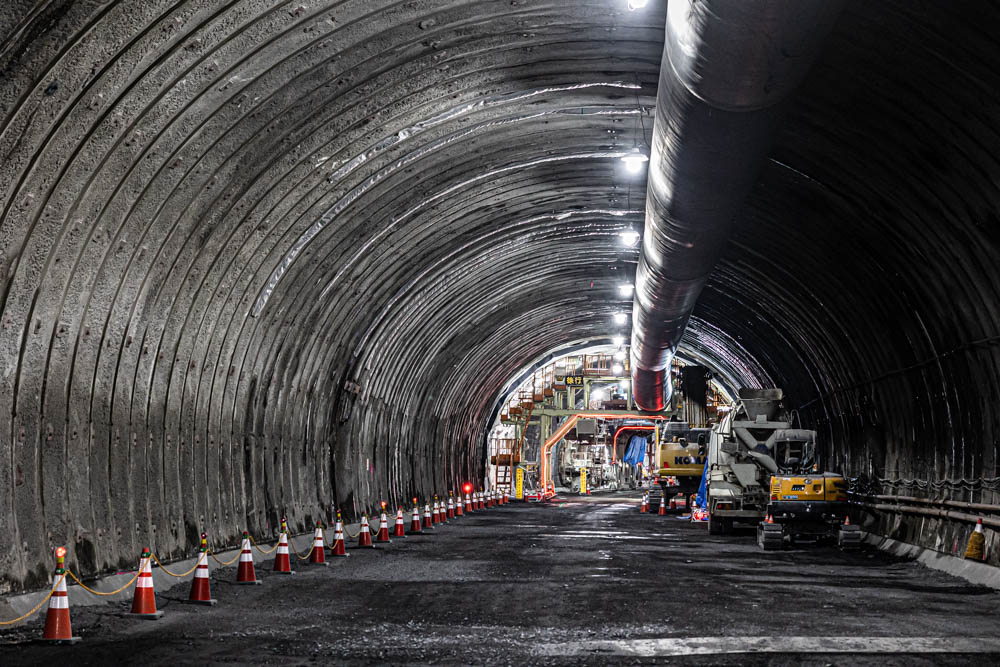 トンネル工事現場の撮影