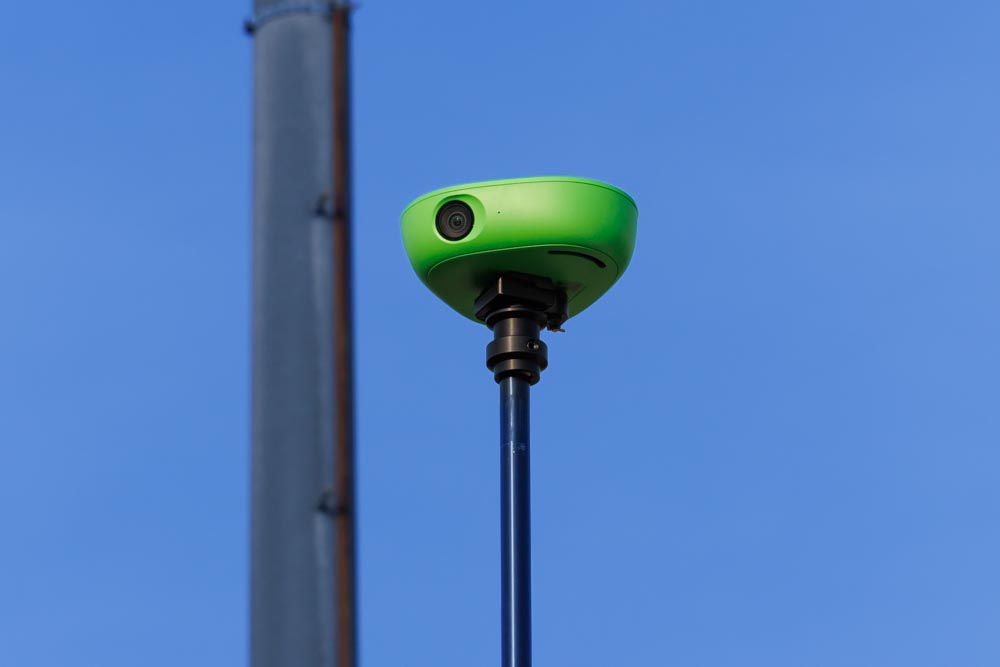 サッカーの試合を自動追尾するAIカメラ「Veo」デンマークのメーカー
