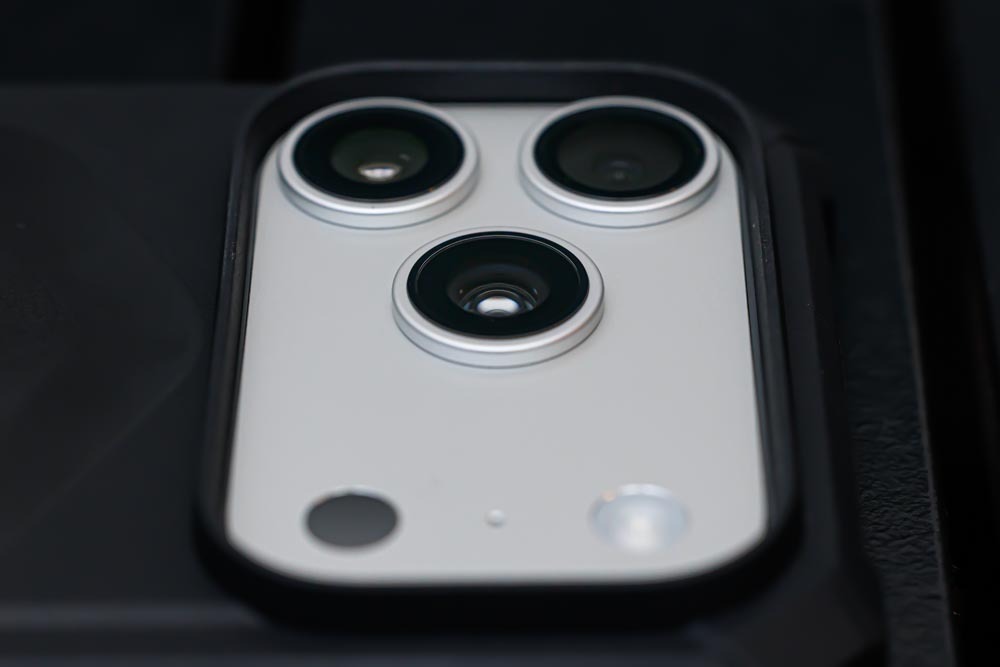 iPhone 17 ProとUAGの耐衝撃ケース